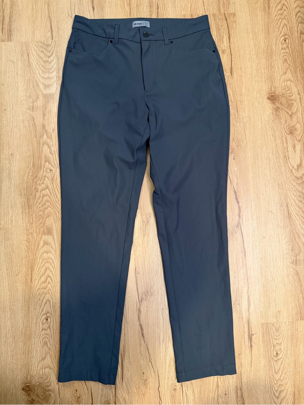 Men's Slim Straight Chinos in Gray